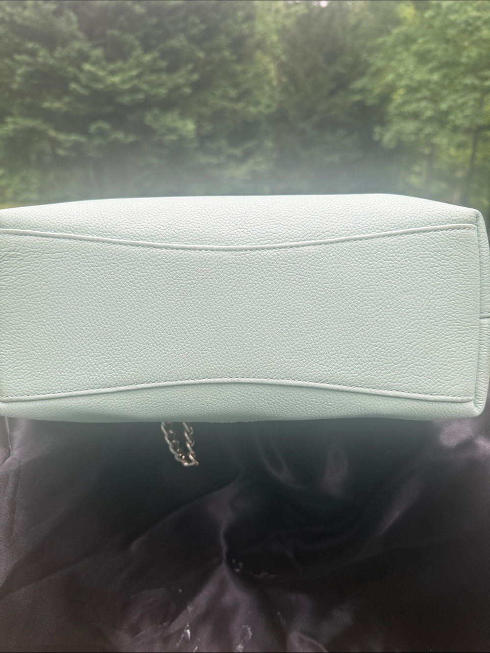 Kate Spade New York Mint Green Leather Shoulder Bag with Chain Straps - Picture 6 of 10